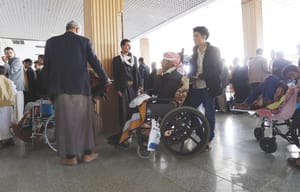 اطمینان یمن از خالی بودن هواپیمای حامل مجروحان حوثی از عناصر ایرانی