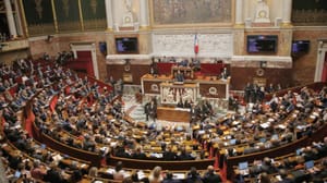 بیم دولت فرانسه از «شنبه سیاه» دیگر