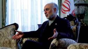 آمادگی ایران برای غنی سازی اورانیوم در سایه هشدار نسبت به نقض قطعنامه ۲۲۳۱