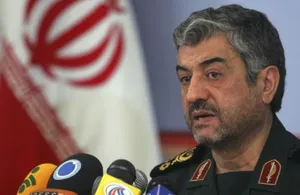 فرمانده سپاه: در صورت حفظ ارزش‌ها، تعارضی بین سپاه و دولت نیست