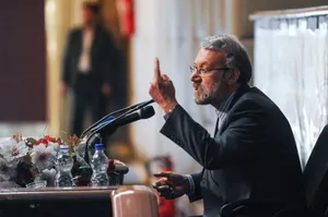 تشدید تاییدها و انتقادها در آستانه دور جدید مذاکرات هسته ای ایران و گروه ۱+۵