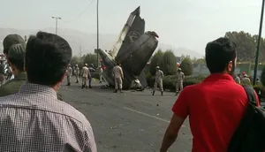 سقوط هواپیما در غرب تهران ۵۰ کشته بر جای گذاشت