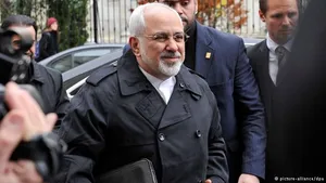 تکذیب سفر ظریف به تهران