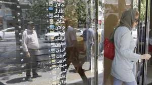 بازگشت تحریم های آمریکا؛ اقتصاد ایران در آستانه فروپاشی
